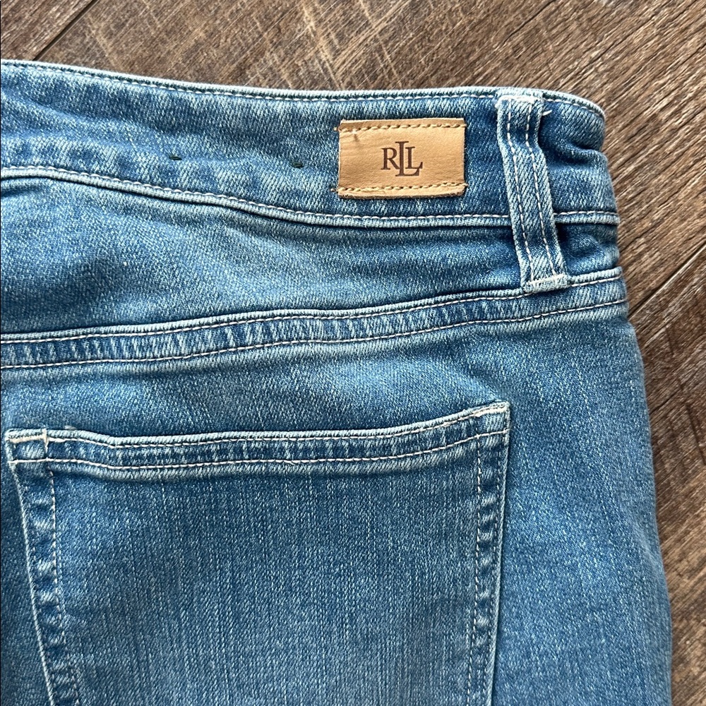 Ralph Lauren premier straight Cropped Jeans with embroidered Detail - Picture 9 of 12